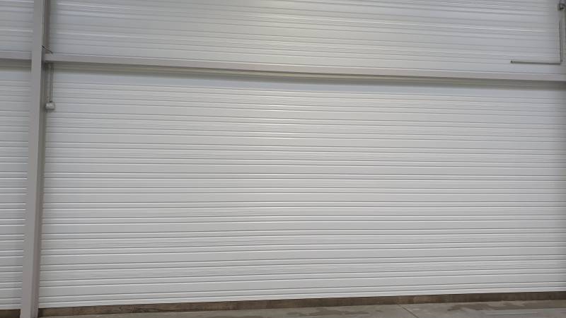 Nettoyage de bardage extérieur et intérieur d'une Extension de Hall industriel à Haguenau