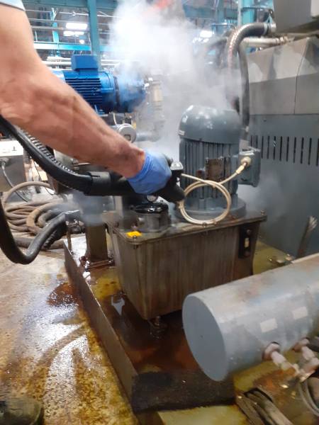 Nettoyage vapeur d'une machine de production d'occasion à proximité de Wissembourg